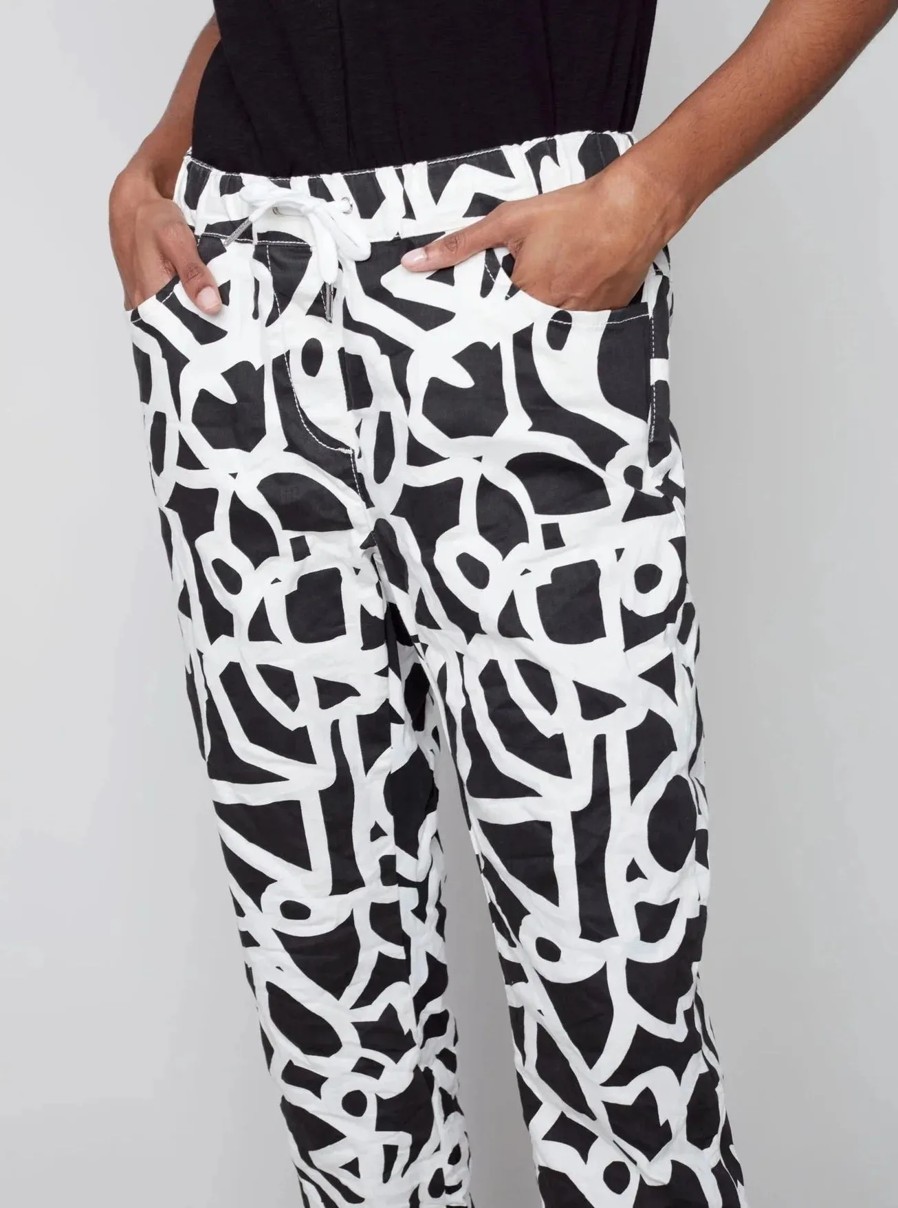 Printed Pull On Crinkle Jogger [Black/Cream-C5219Y]